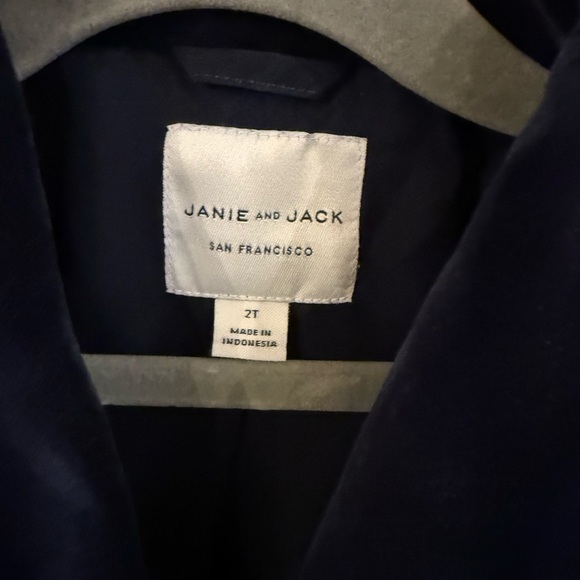 Janie and Jack • 2T • Navy Velvet Peplum Blazer - Picture 2 of 5